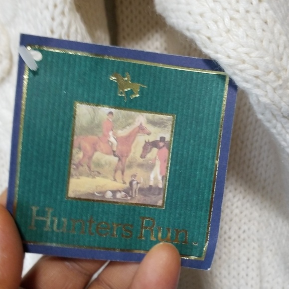 Hunter run sweater - Picture 3 of 5